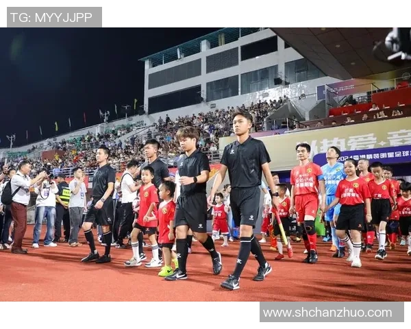 足球训练营培养未来足球明星的梦想之旅与成长故事