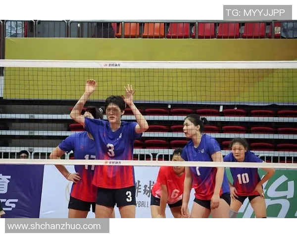 赛后分析重庆排球队与南京排球队的表现与状态对比 赛后分析重庆排球队与南京排球队的表现与状态对比