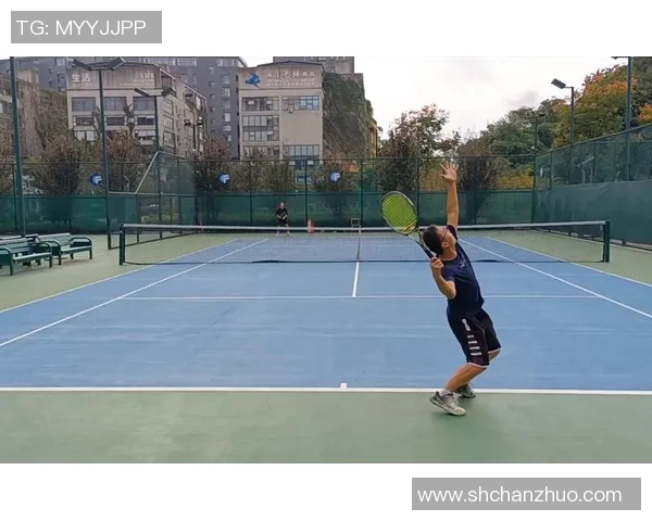 南京网球队的个人能力揭秘:网球巨献背后的训练与成长之路 南京网球队的个人能力揭秘:网球巨献背后的训练与成长之路